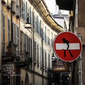 Mailand Schilder-Streetart