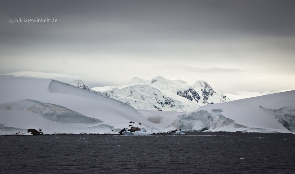 Antarktisches Festland