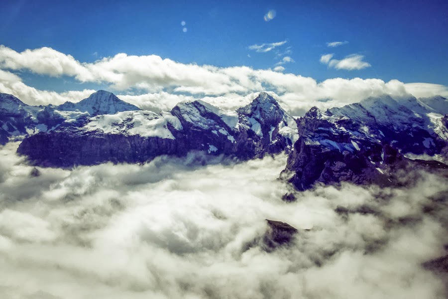 Ausblick auf Eiger, Mönch und Jungfrau vom Schilthorn