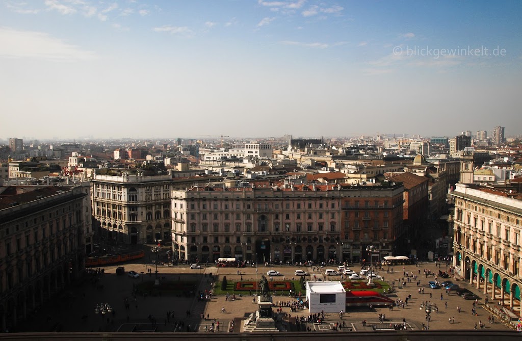 Mailand Blick auf den Domplatz vom Domdach