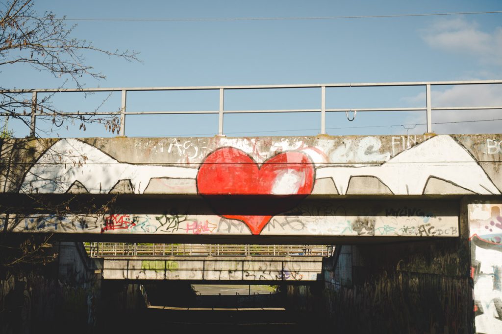 Graffiti Herz mit Flügeln
